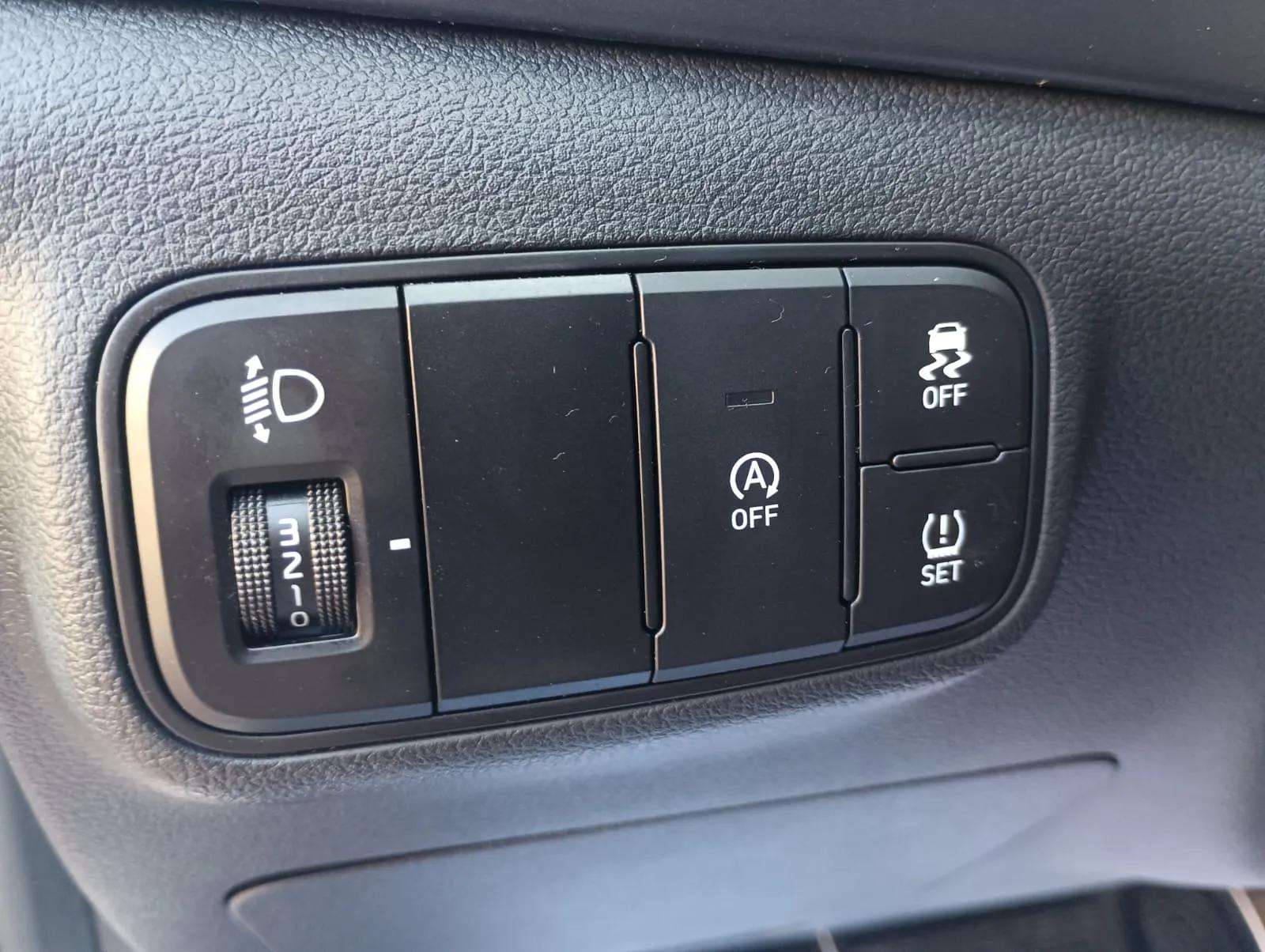 Hyundai Bayon segunda mano, año de fabricación - 2023, color blanco, precio 14990€ | foto-10