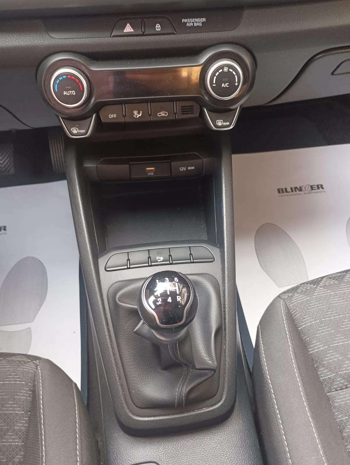 Kia Rio segunda mano, año de fabricación - 2023, color amarillo, precio 13490€ | foto-10