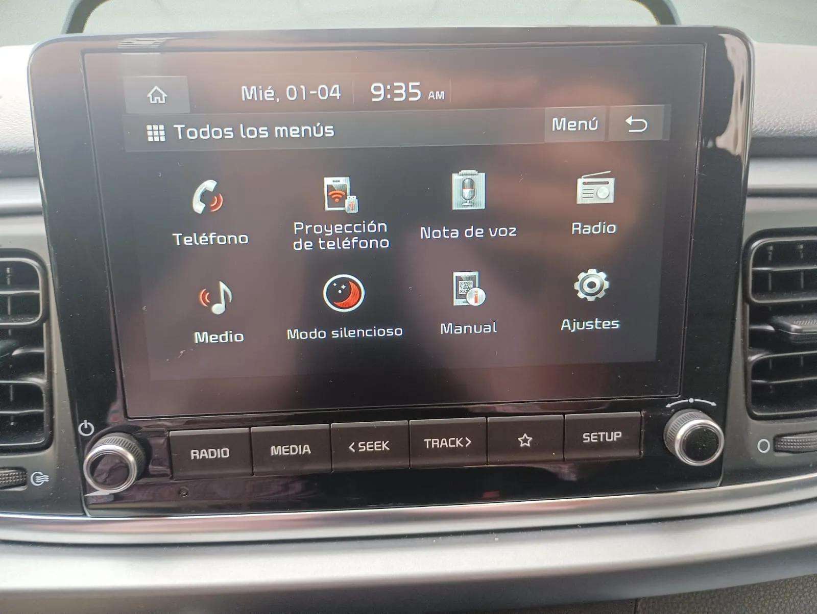 Kia Rio segunda mano, año de fabricación - 2023, color amarillo, precio 13490€ | foto-11