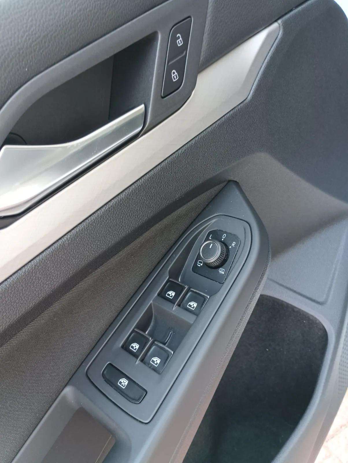 Volkswagen Golf segunda mano, año de fabricación - 2021, color blanco, precio 18990€ | foto-11