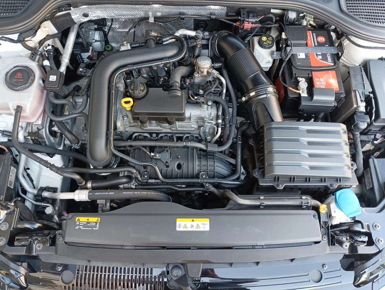 Volkswagen Golf segunda mano, año de fabricación - 2021, color blanco, precio 18990€ | foto-17