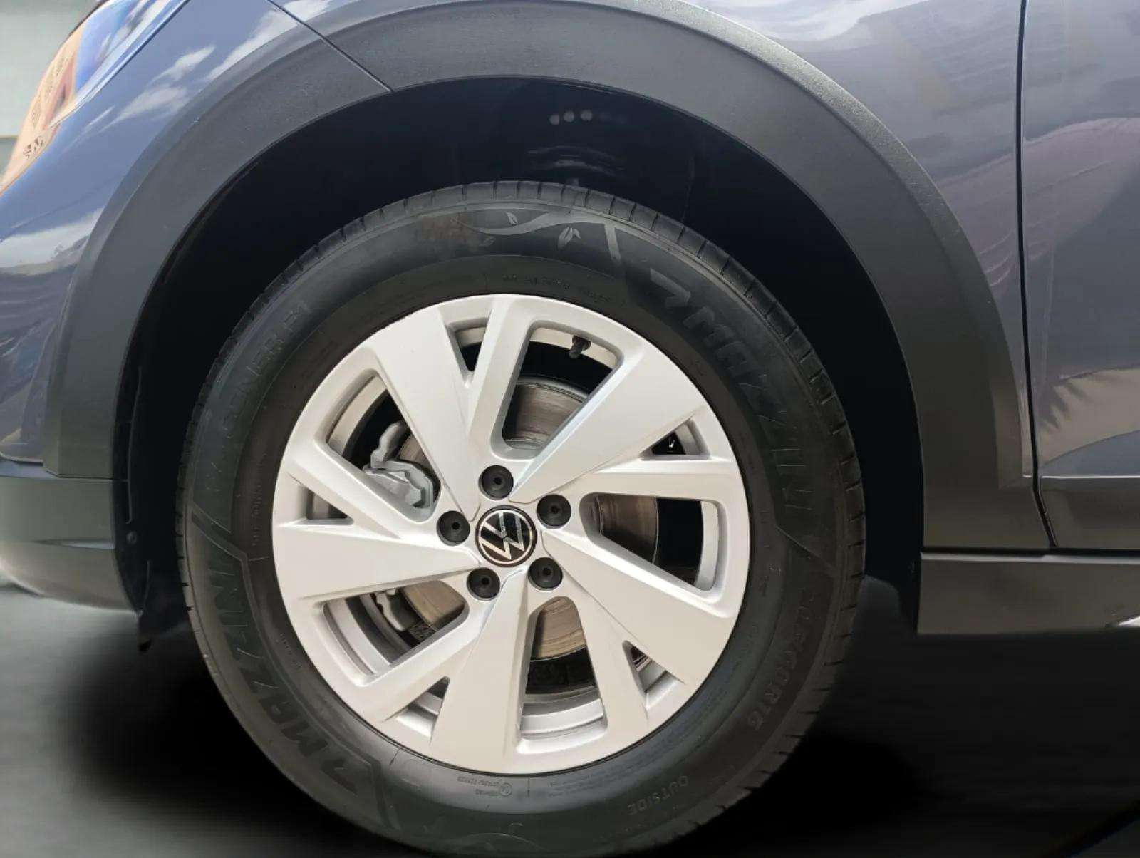 Volkswagen Taigo segunda mano, año de fabricación - 2023, color gris, precio 16490€ | foto-19