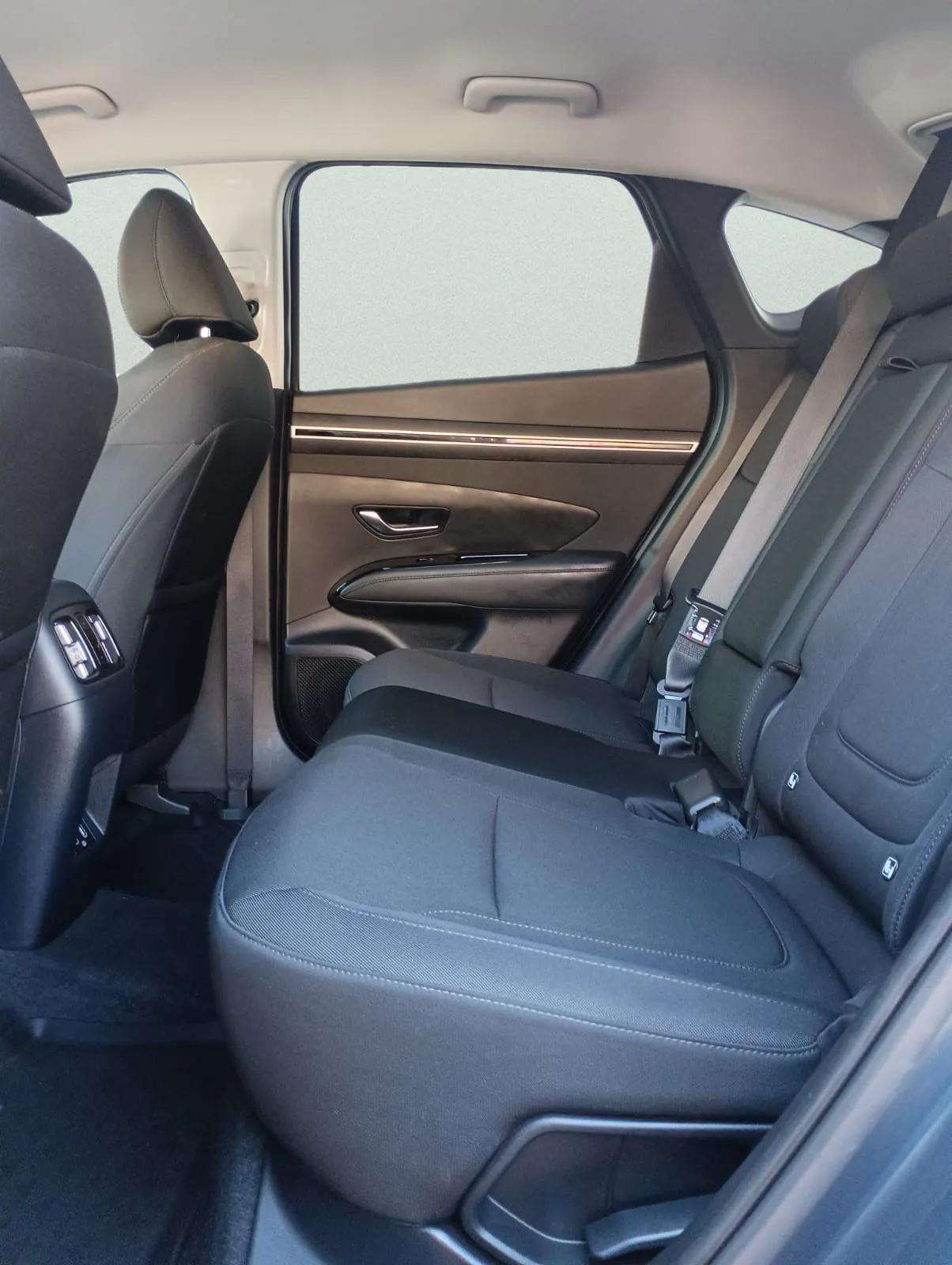 Hyundai Tucson segunda mano, año de fabricación - 2024, color gris, precio 25990€ | foto-8