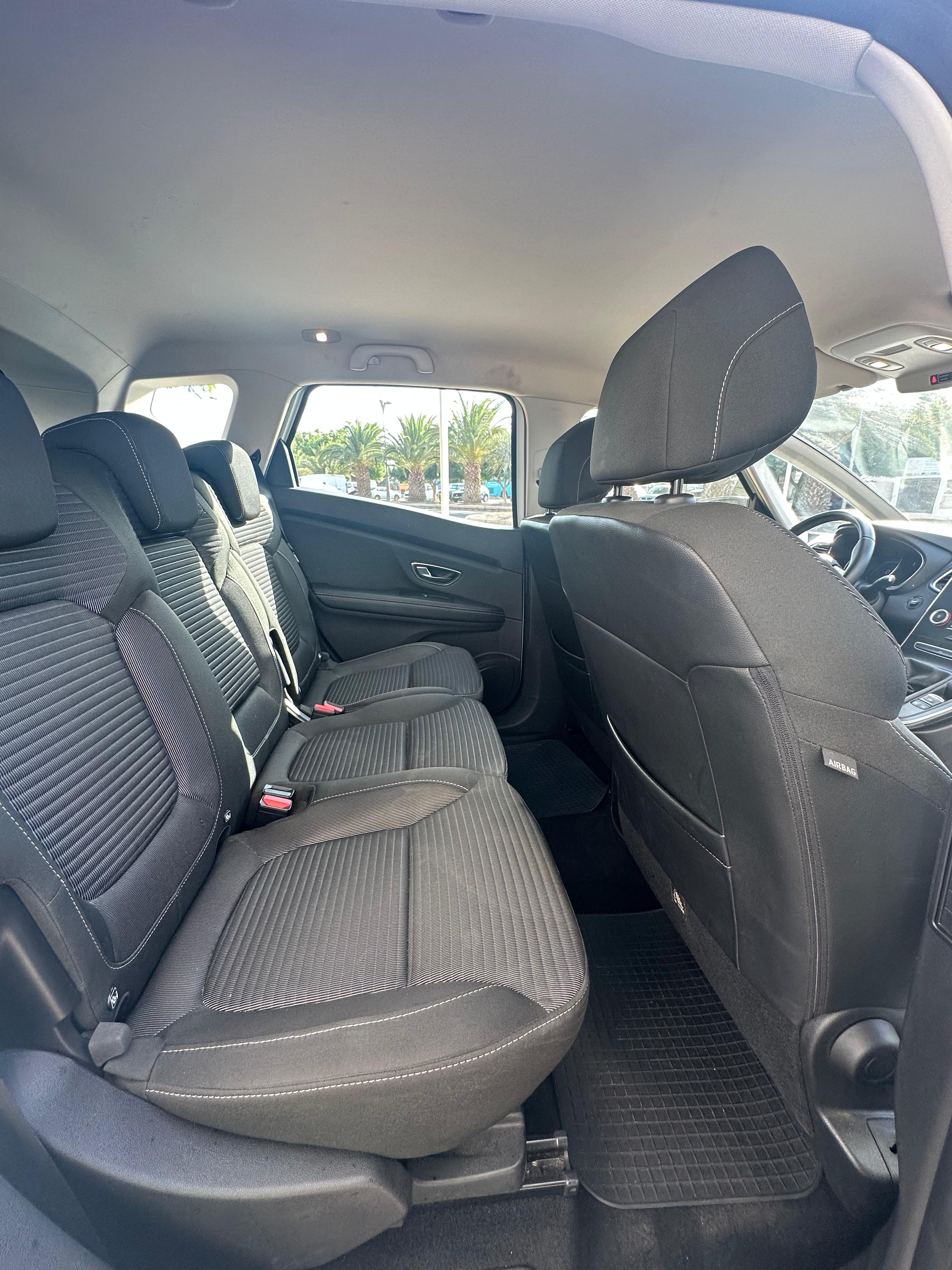 Renault Scenic segunda mano, año de fabricación - 2019, color blanco, precio 14856€ | foto-6