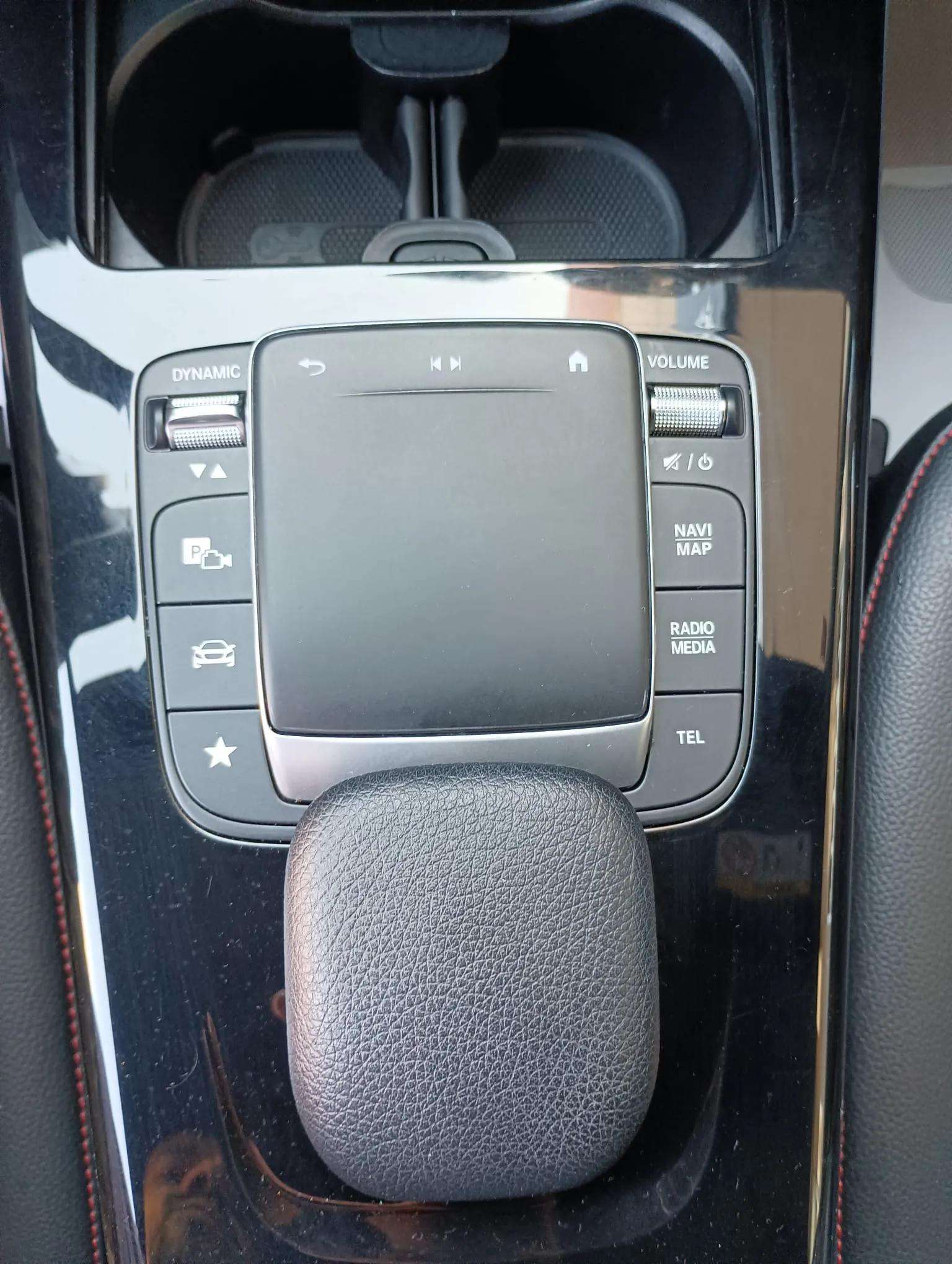 Mercedes-Benz Clase A segunda mano, año de fabricación - 2021, color azul, precio 23990€ | foto-15
