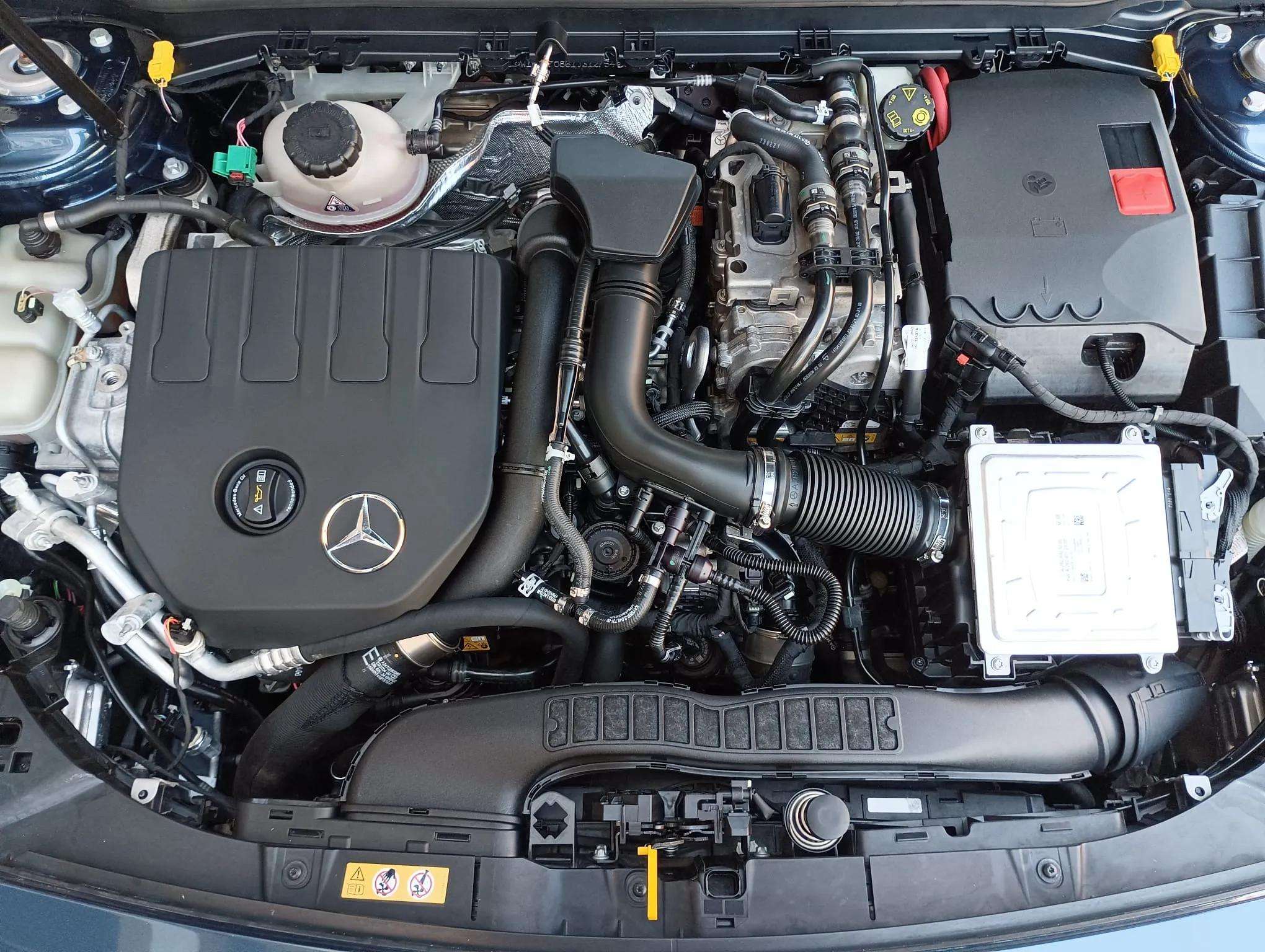 Mercedes-Benz Clase A segunda mano, año de fabricación - 2021, color azul, precio 23990€ | foto-20